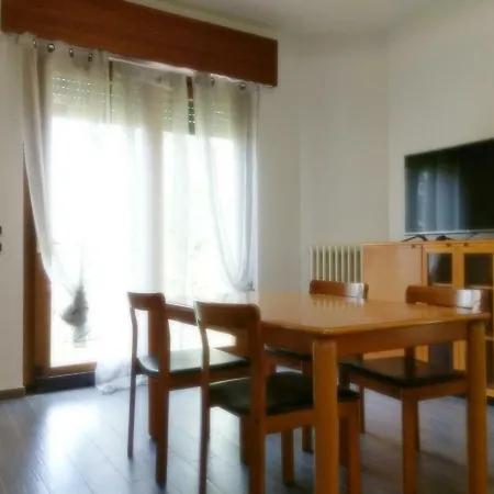 Semesterbostad Casa Giacinto Padenghe sul Garda